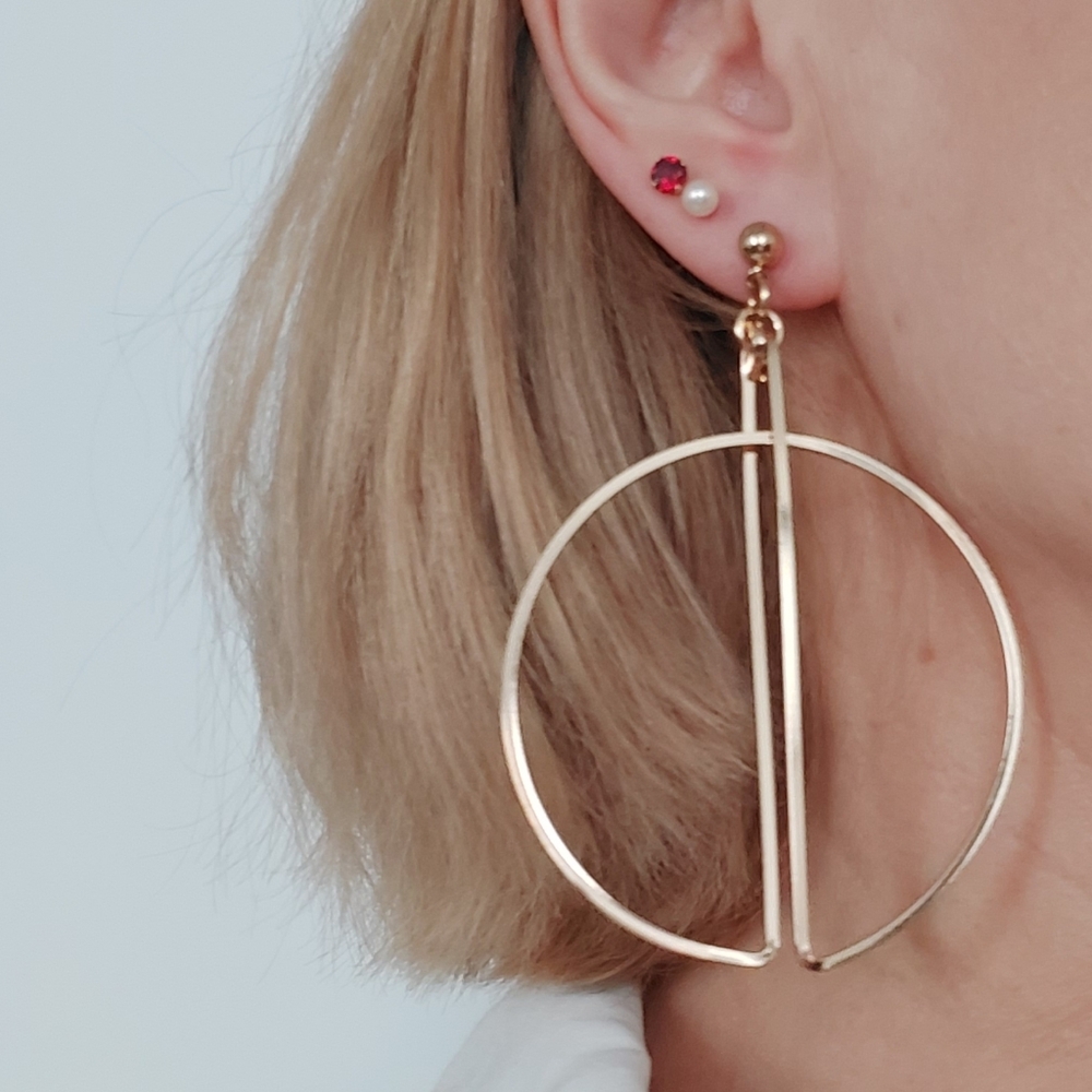 Costume Jewelry Gold Stud Round Earrings